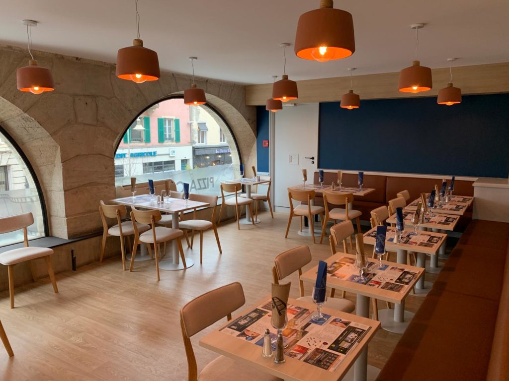 Pizza Ciné - Mâcon - mobilier - Sical Creations