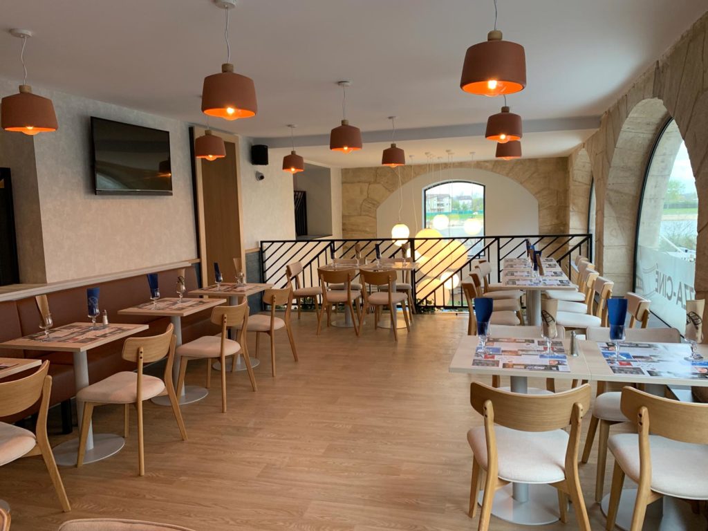 Pizza Ciné - Mâcon - mobilier - Sical Creations